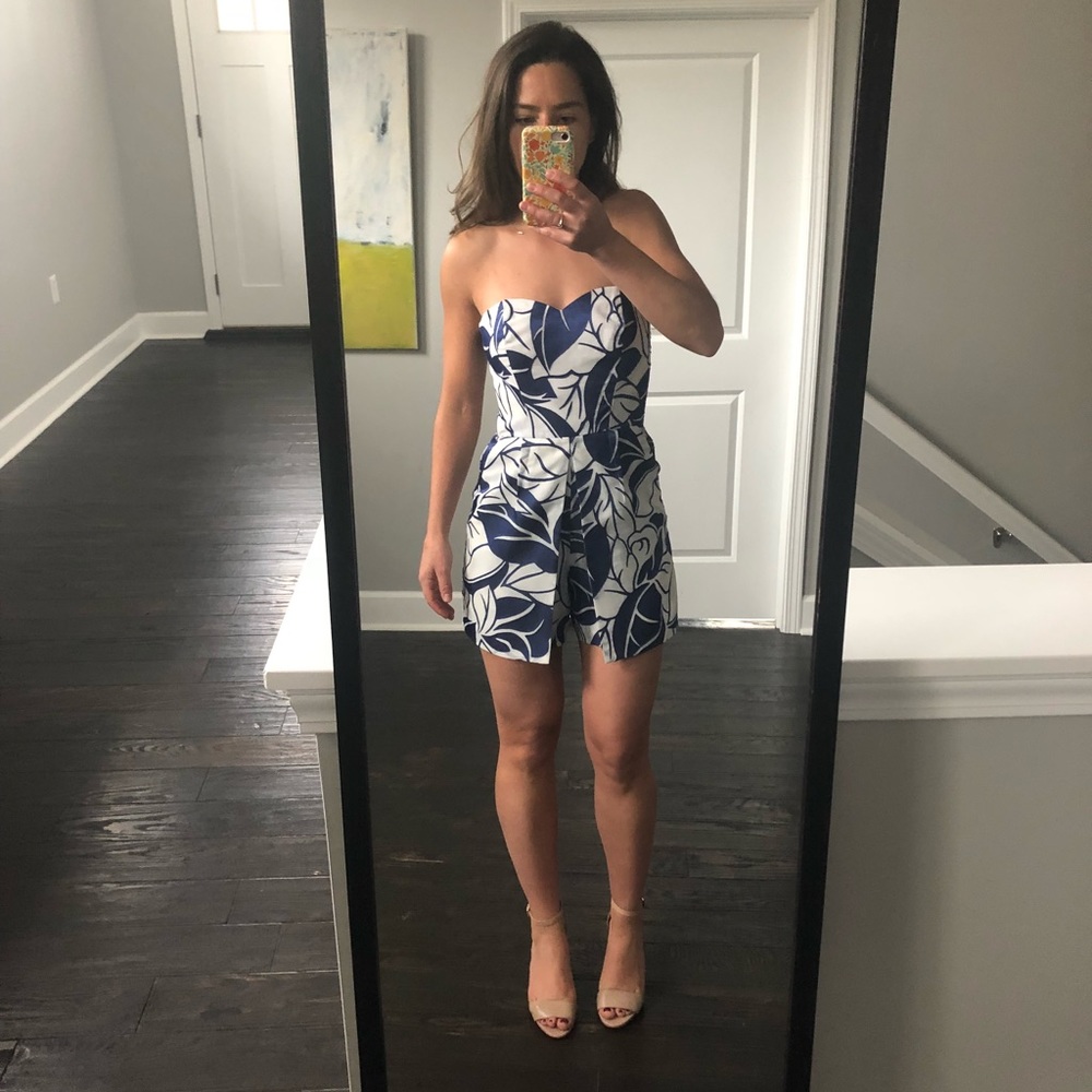 1. State cream + royal blue floral romper size XS